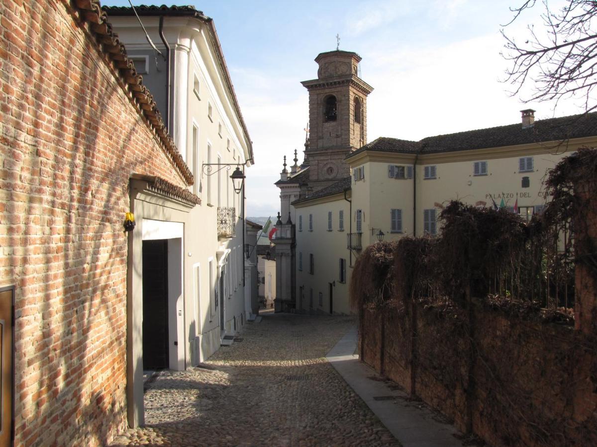 Alla Torre - Nel Cuore Del Borgo Storico Castagnole delle Lanze Eksteriør bilde