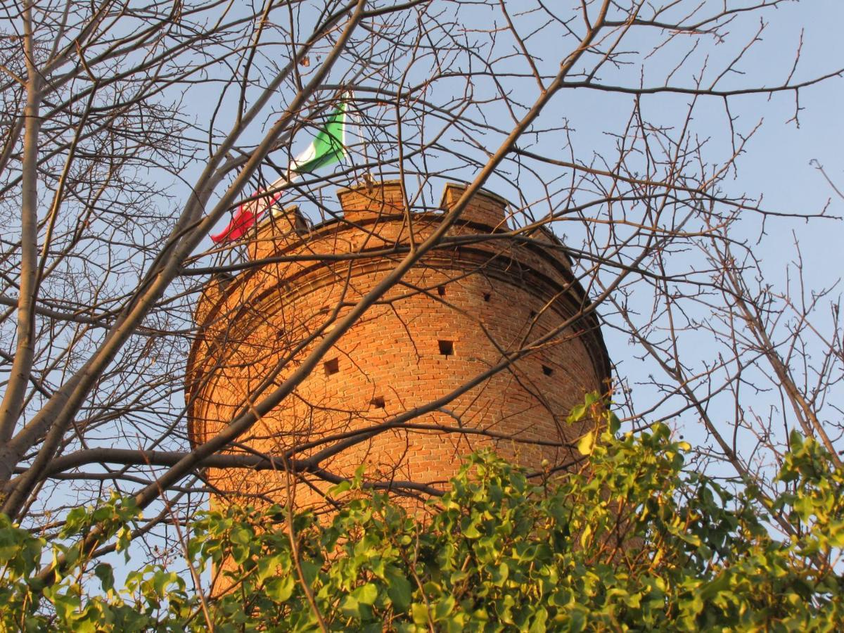 Alla Torre - Nel Cuore Del Borgo Storico Castagnole delle Lanze Eksteriør bilde